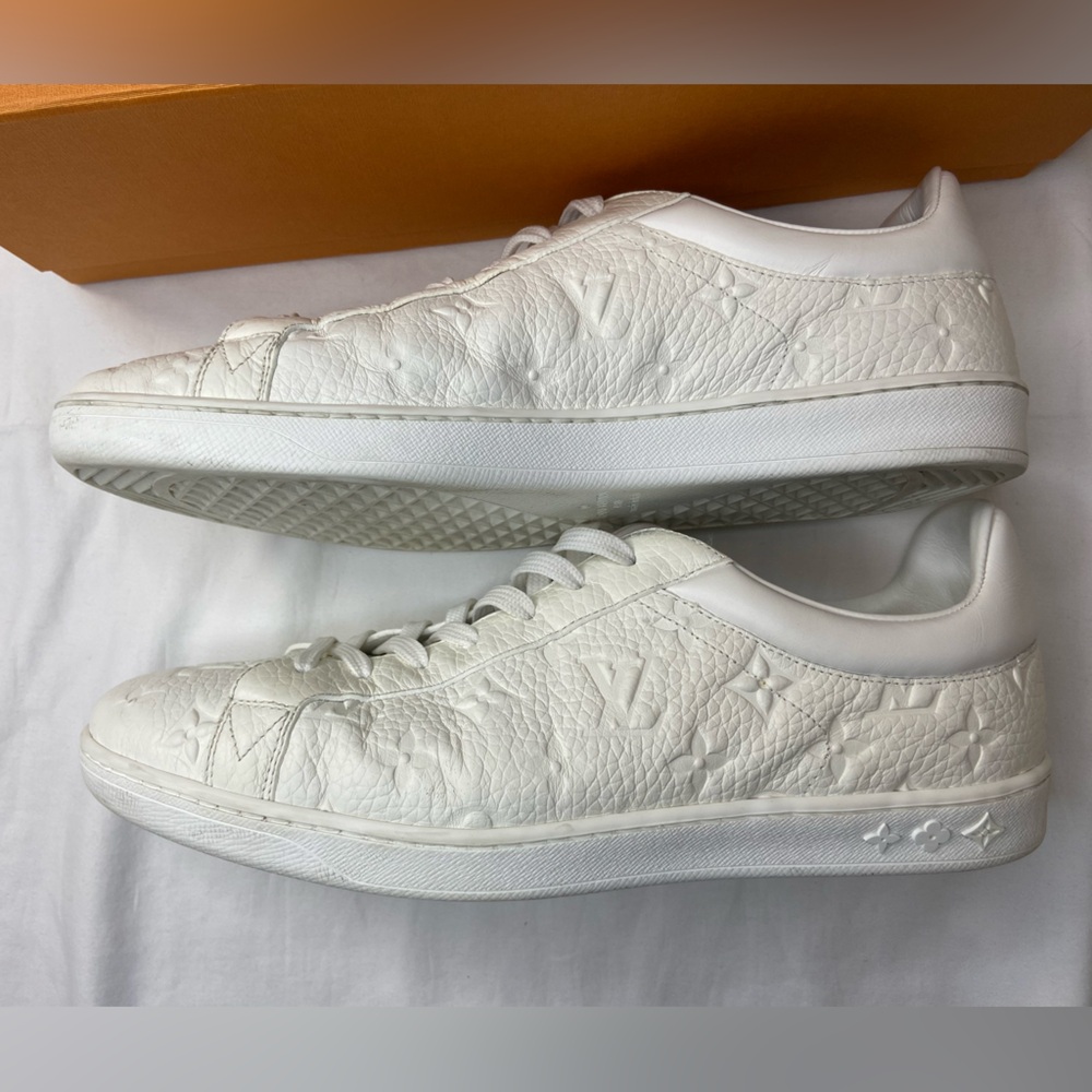Louis Vuitton Men’s Luxembourg Embossed Leather White Sneakers Size 8.5* - Picture 3 of 14